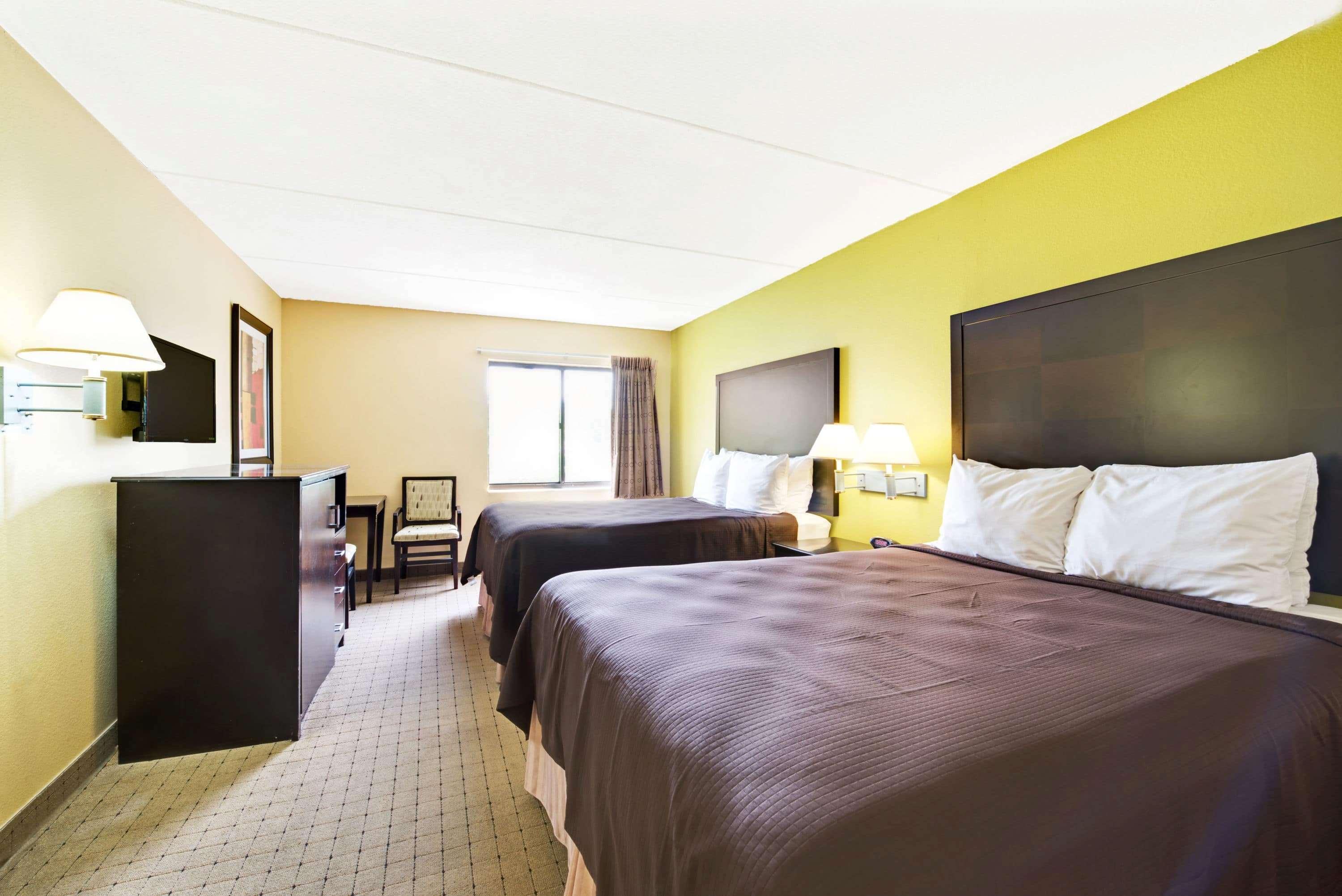 Days Inn & Suites By Wyndham Desoto Extérieur photo