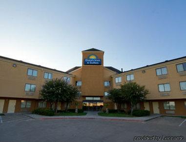 Days Inn & Suites By Wyndham Desoto Extérieur photo