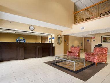 Days Inn & Suites By Wyndham Desoto Extérieur photo